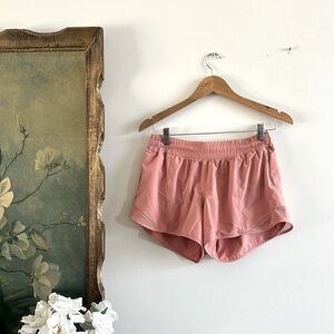 Lululemon Hotty Hot Short Size 8 Ancient Clay